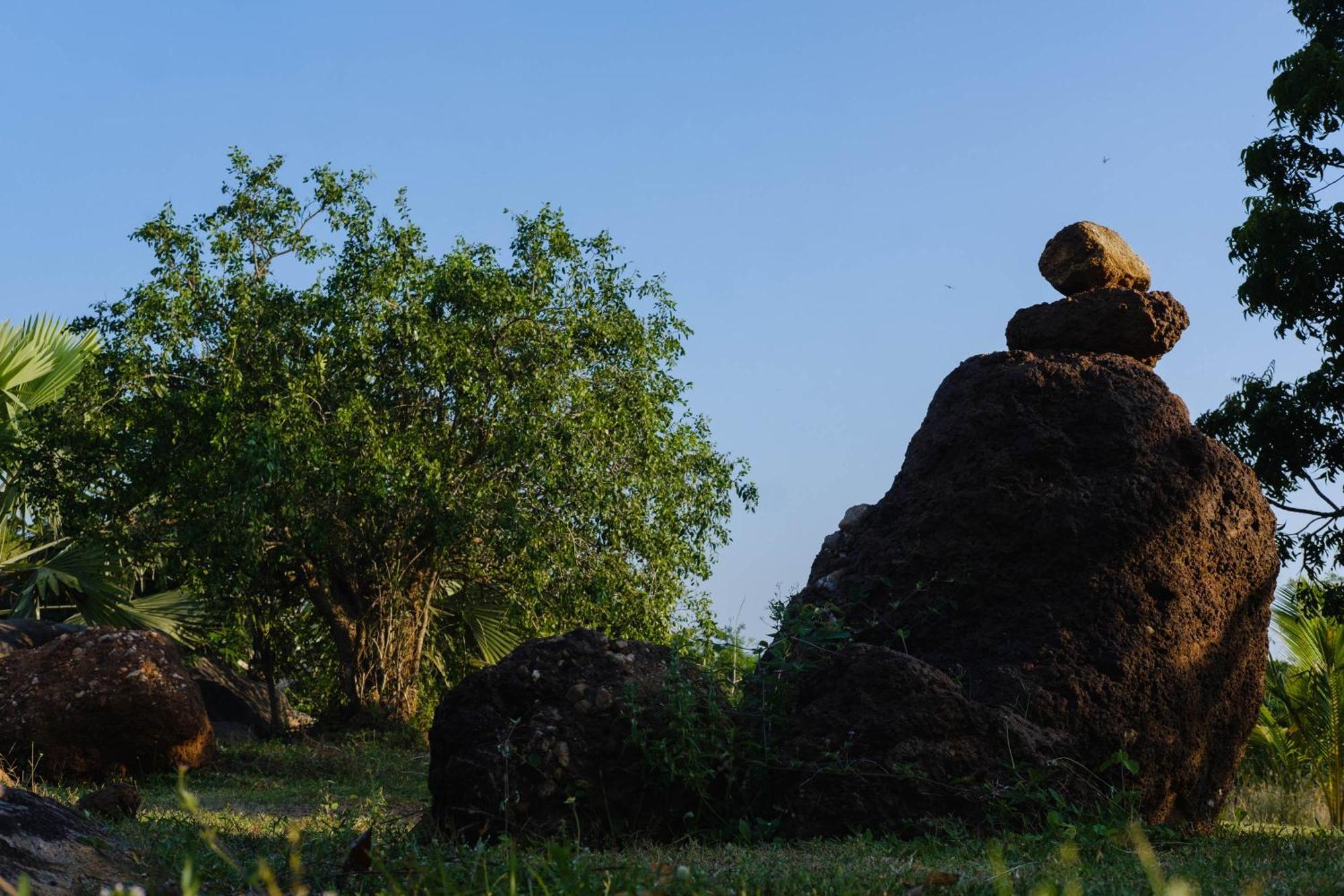 Bed and Breakfast Treasure Rock Kirinda  Exterior foto